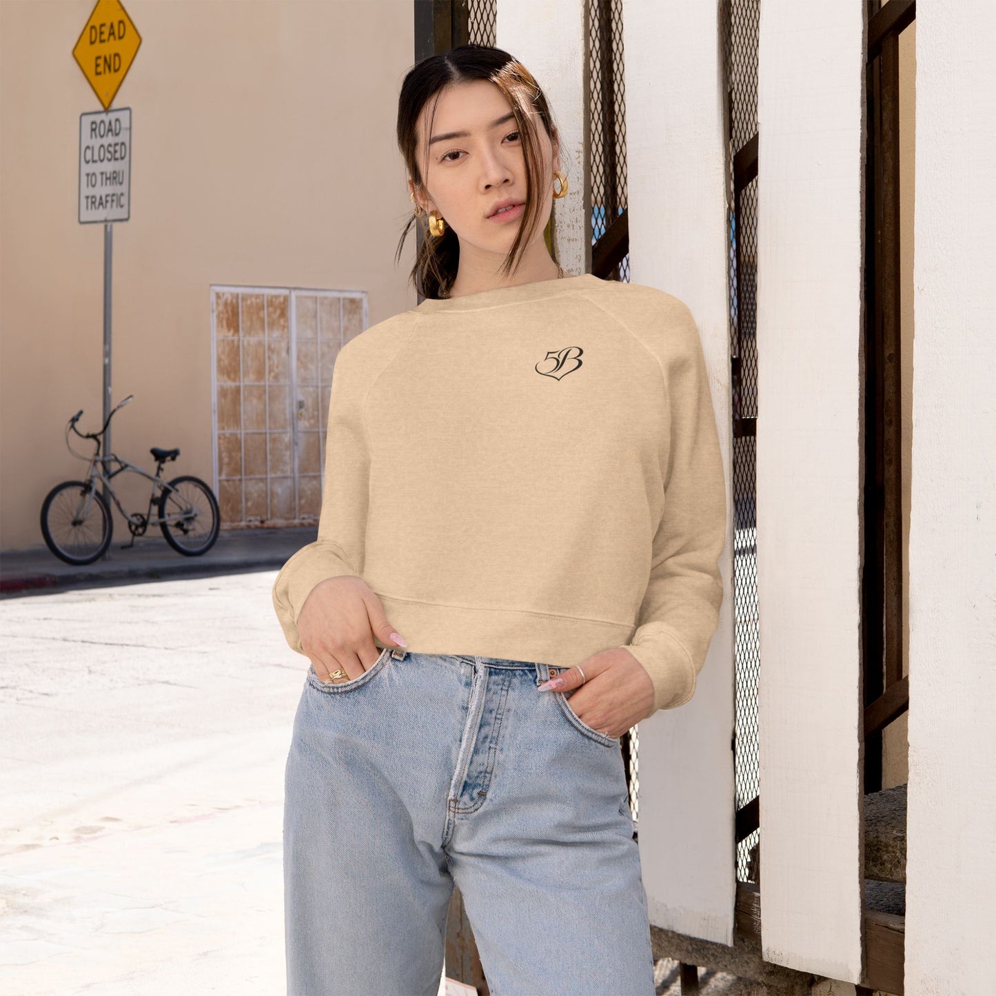 Cropped Fleece Pullover — Minimal Script Heart Chest Logo